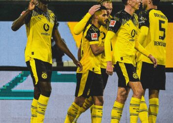 Dortmund extends winning run as Guirassy strike downs Augsburg