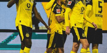 Dortmund extends winning run as Guirassy strike downs Augsburg