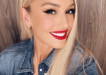 Gwen Stefani, Blake Shelton's rock Halloween celebrations in fairy-tale style