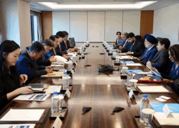 Hardeep Puri meets CEOs of Korea’s top shipping companies