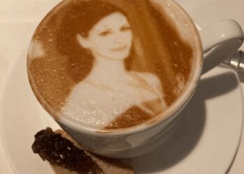 Julia Roberts hilarious morning brew mix-up: ‘Cup of Joe’ turns into ‘Cup of Julia’