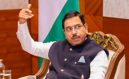 K'taka govt misled sugarcane farmers: Union Minister Joshi tells CM in letter