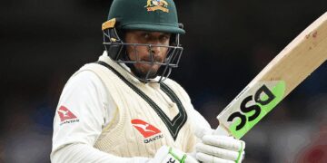Khawaja to be assessed for back issues, says McDonald