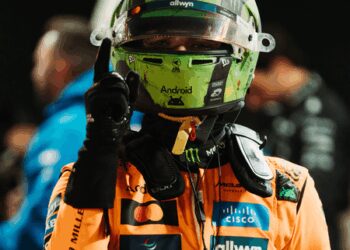 Norris takes Las Vegas GP pole ahead of Verstappen and Sainz in rain-hit session