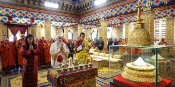 PM Modi, Bhutan King offer prayers to Holy Relics of Lord Buddha in Thimphu