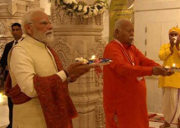 PM Modi, RSS chief Mohan Bhagwat offer prayers at Ram Temple ahead of 'Dhwajarohan Utsav'