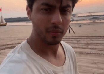 Raghav Juyal wishes Aryan Khan on birthday, shares an unseen video of him enjoying a beach bike ride