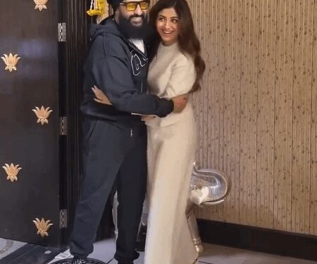 Shilpa Shetty pens heartfelt note for Raj Kundra on anniversary: Still spinning in love