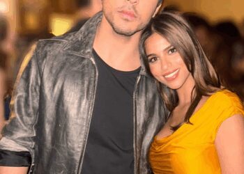 Suhana Khan declares she loves her brother Aryan Khan the most in a heartfelt birthday wish