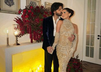 Veer Pahariya plants a kiss on birthday girl Tara Sutaria's cheeks, says "Happy Birthday my whole heart"