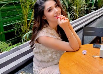 Actress Krithi Shetty on the eight-hour shift in films debate: 'Everyone's working process is different' (IANS Exclusive)