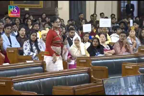 Ananya Sen from Tripura captivates Sansad Bhavan in Janajati Attire, Eloquence