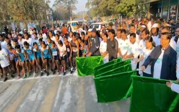 Minister Santana Chakma Flags Off ‘Run for Tea’ in Agartala