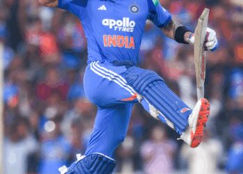 He can't go bang-bang straight away: Gavaskar breaks down Kohli’s masterclass vs SA