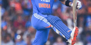 He can't go bang-bang straight away: Gavaskar breaks down Kohli’s masterclass vs SA