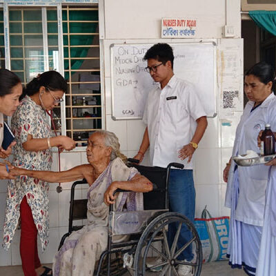 85-Year-Old Mother Rescued in Critical Condition After Son’s Brutal Assault