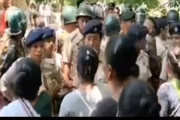 Violence broke out at several places between BJP and TMP. Security personnel are handling the situation as April 12 TTAADC Polling ends.