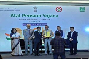 Tripura Gramin Bank Chairman Satyendra Singh receiving APY award at ITC Maurya New Delhi on May 20, 2026