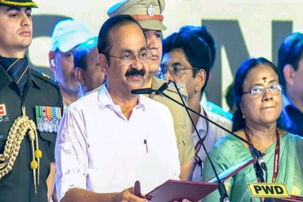 V.D. Satheesan taking oath as Kerala Chief Minister in Thiruvananthapuram