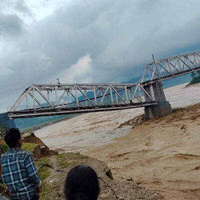 Assam Floods: River Erosion Damages Railway Bridge in Dhemaji, Simen River Threatens Connectivity