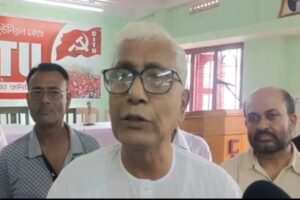 Former Tripura Chief Minister Manik Sarkar speaking to the media on BJP zero-seat claim and Nagerjala transport workers clash in Agartala