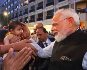 Dhoad Gypsies Rajasthan performing folk music during PM Modi Paris welcome programme with Jaipur Maharaja Brass Band