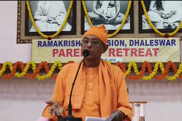Swami Amartyananda Maharaj explained Swami Vivekananda's 'Man-making Education' philosophy at Ramkrishna Mission Dhaleswar in Agartala today.