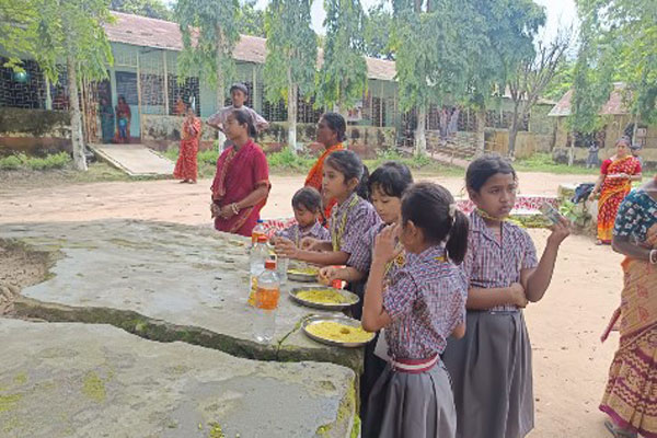 Infrastructure crisis in rural education system in Tripura is one of the main headaches as future of the State is forced to have their meals (no question on quality or food value) under the open sky.