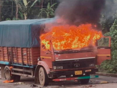 Road Accident: Youth Dies in Unakoti, Mob Sets Goods Vehicle on Fire