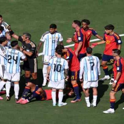 WC Summit Clash Ends With Ugly Chaos After Final Whistle