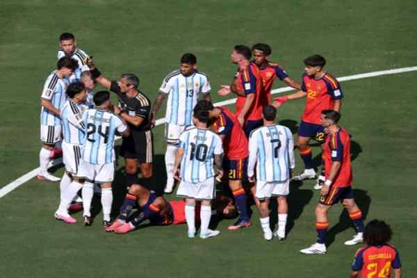 FIFA WC Final Controversy
