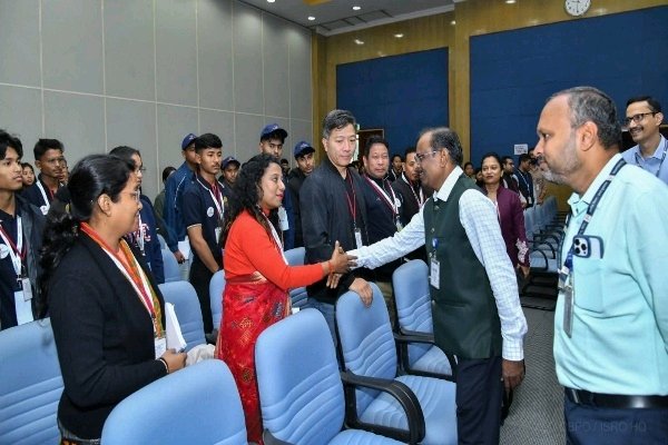 A memorable handshake at ISRO Hyderabad