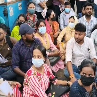 TET Qualifiers Continue Demanding Recruitment At One Go