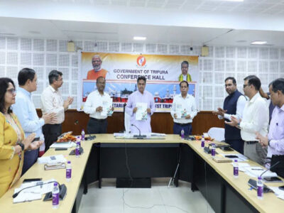 Tripura CM Sets 100-Day Plan to Fast-Track 158 Investment Projects