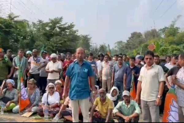 BJP NH-8 Blockade in South Tripura over Tipra Motha Party attacks