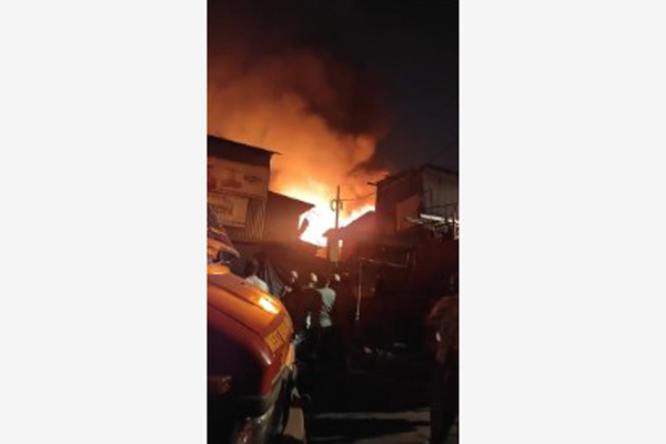 Fire at Bagha Jatin market in Kolkata on Navami dawn