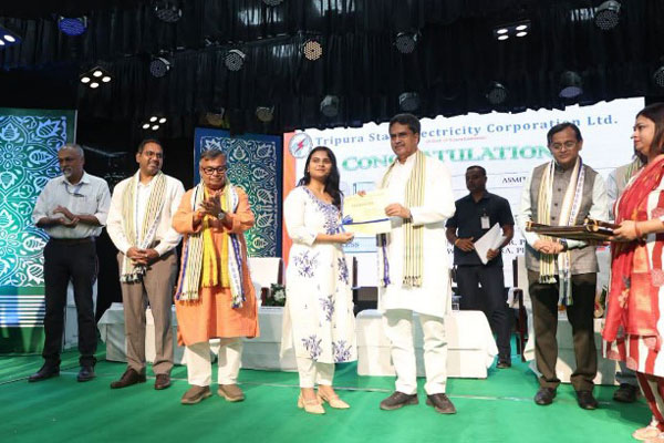Tripura CM distributes government jobs offer letters