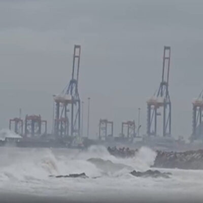 Cyclone Arnab Heads for Andhra Coast, Brings Heavy Rain and Strong Winds