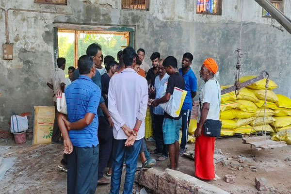 Kailashahar farmers angry over fertiliser distribution