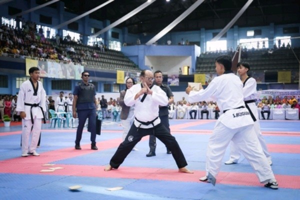 Manipur CM Singh gets Taekwondo honour