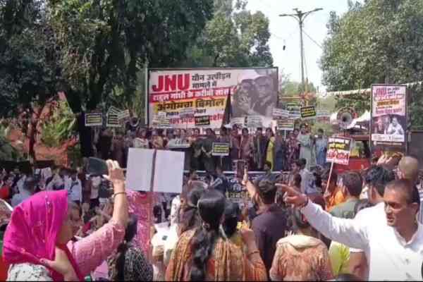 Manipur Congress MP Angomcha Bimol Akoijam comes under BJP Protests over JNU Issue.