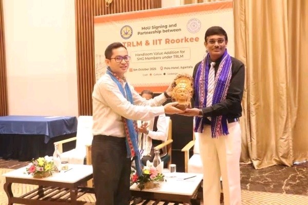 TRLM IIT Roorkee MoU for Tripura Handloom sector.